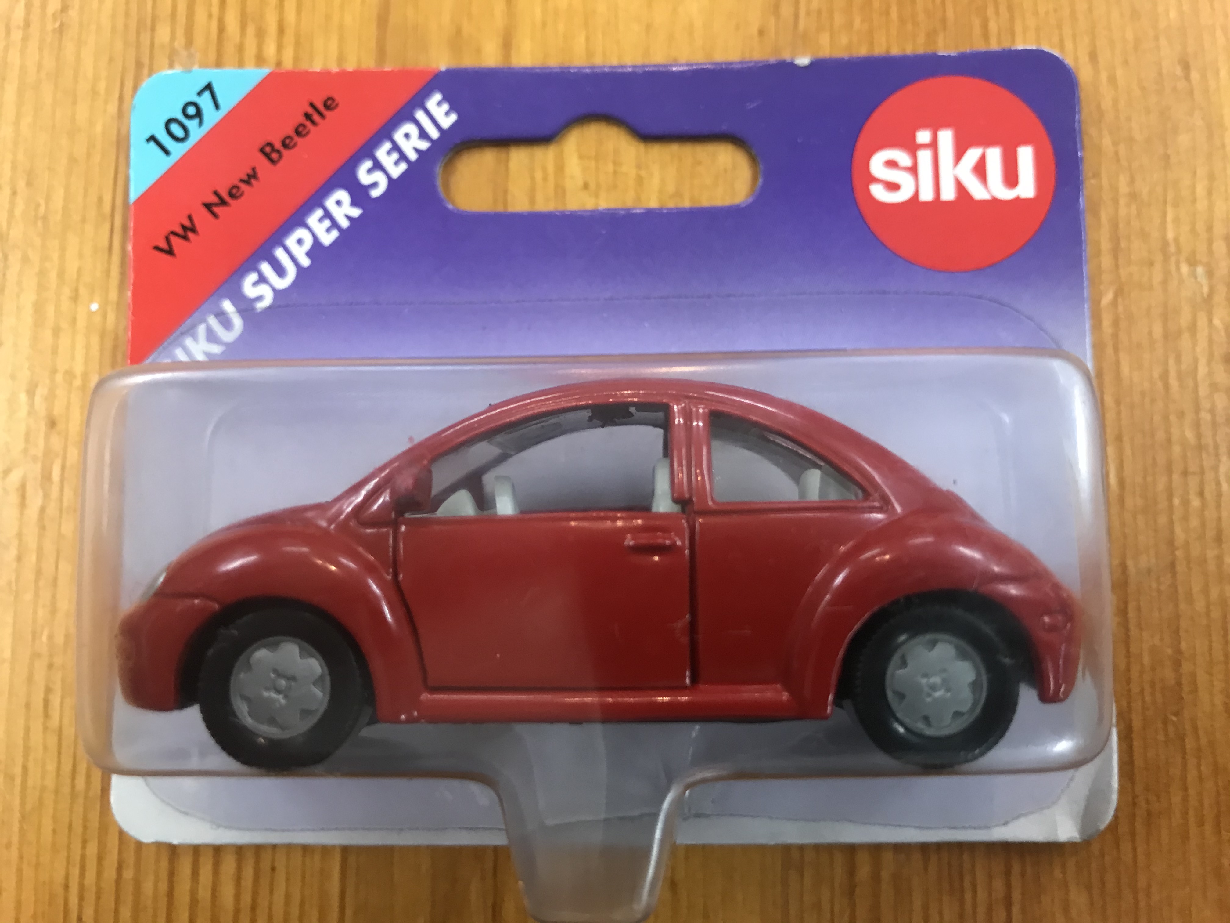 Siku 1097 VW New Beetle rood